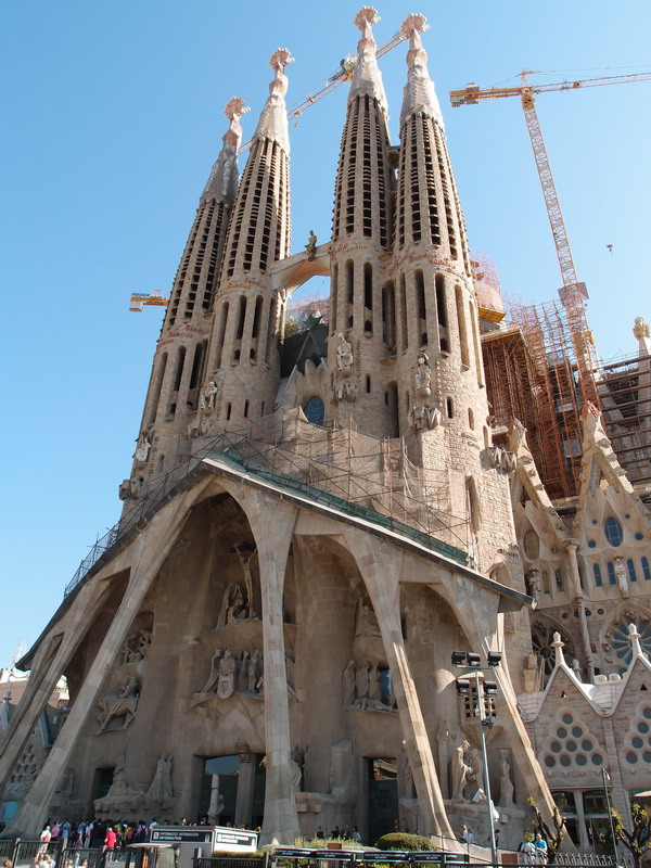 MKS_Barcelona_2011_104.JPG - La Sagrada Familia, en meget imponerende kirke.