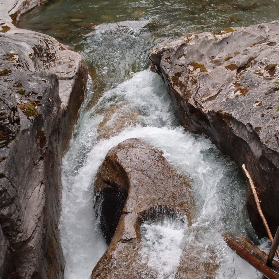 MKS_Can2011_1894.JPG - Maligne Canyon.