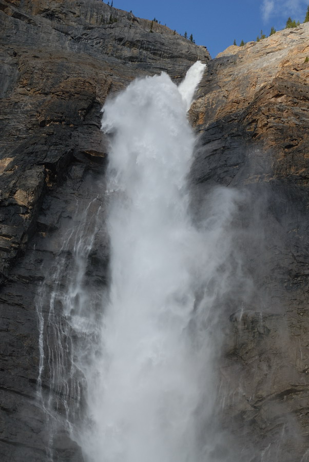 MKS_Can2011_2877.jpg - Takkakaw Falls.