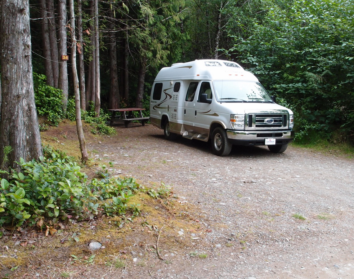 MKS_Can2011_0476.JPG - Long Beach Golf Course, campground.