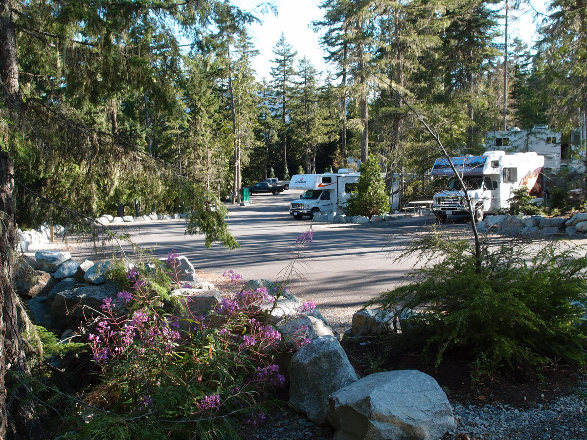 MKS_Can2011_1123.JPG - Riverside Campground.