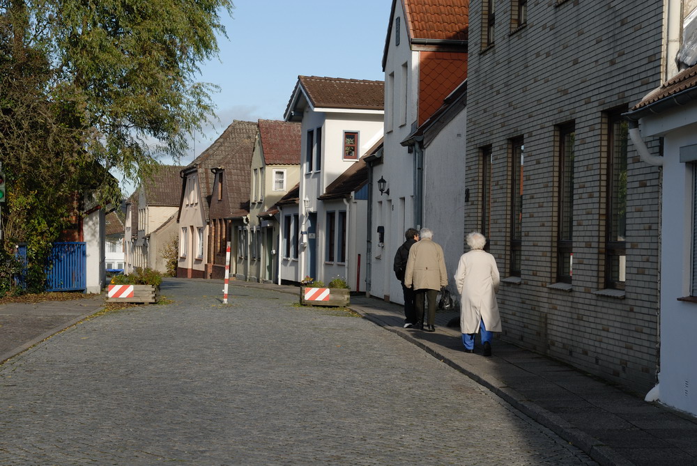 MKS_3703.jpg - På vej mod færgen besøgte vi Neustadt.