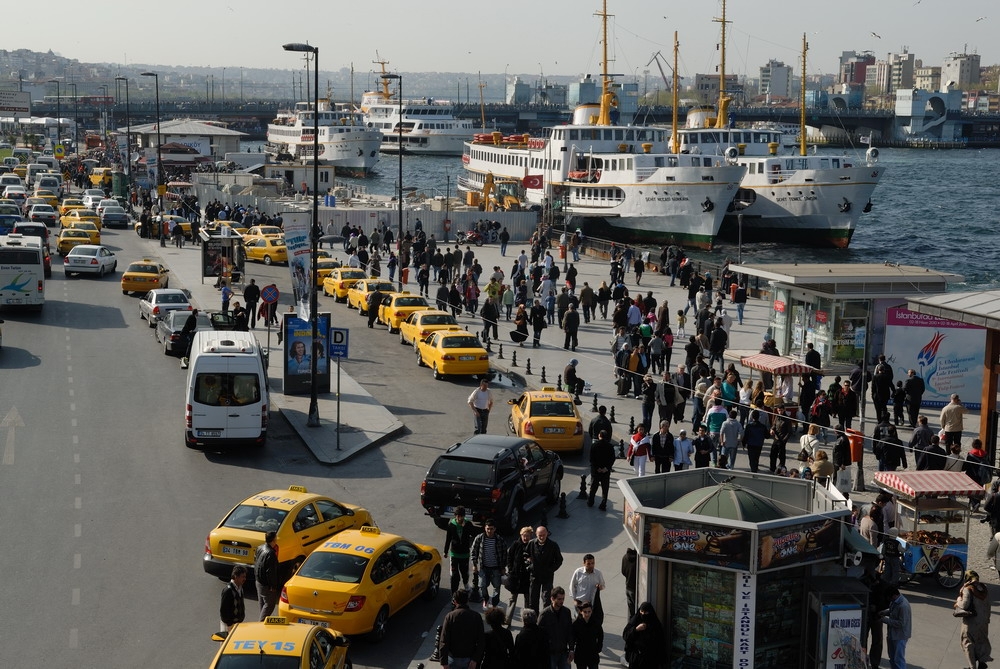 MKS_1852.jpg - Hjemme igen. Der er altid meget trafik i Istanbul.