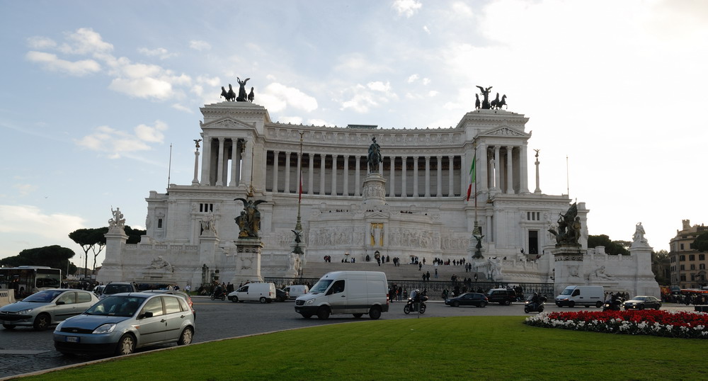 MKS_Rom_46.jpg - Monumento a  Vittorio Emanuelle II, igen.