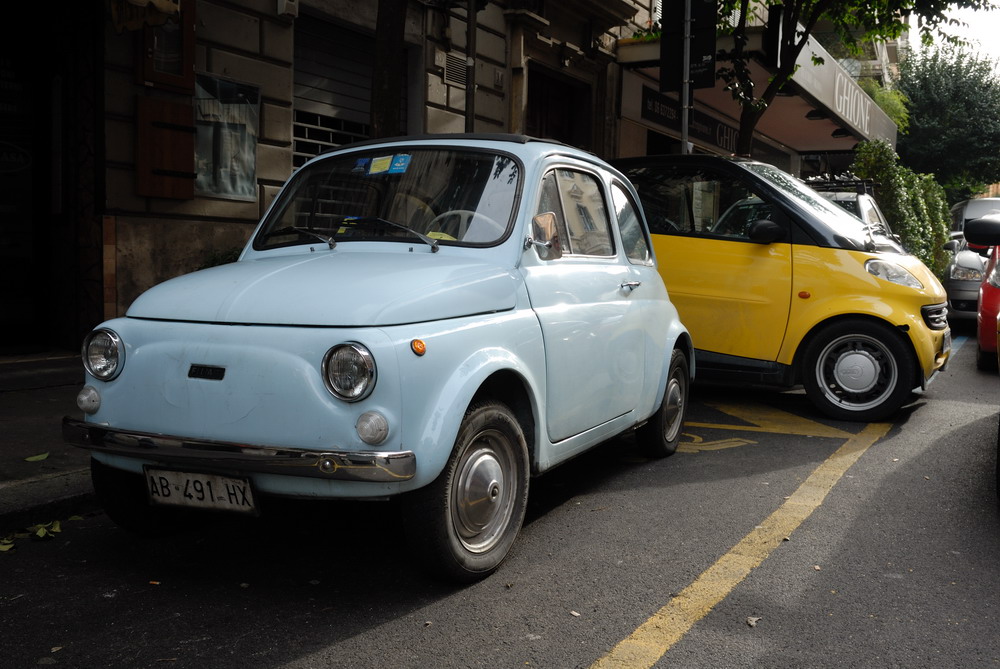 MKS_Rom_65.jpg - Gammel Fiat 500.